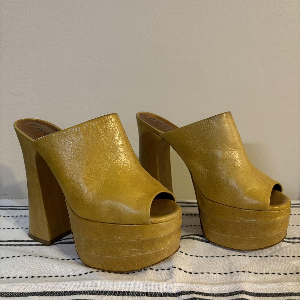 Philosophy di Lorenzo Serafini Yellow Mules size 37